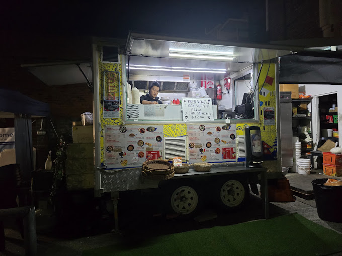 MoMo Vibe Ashfield (Food Truck)