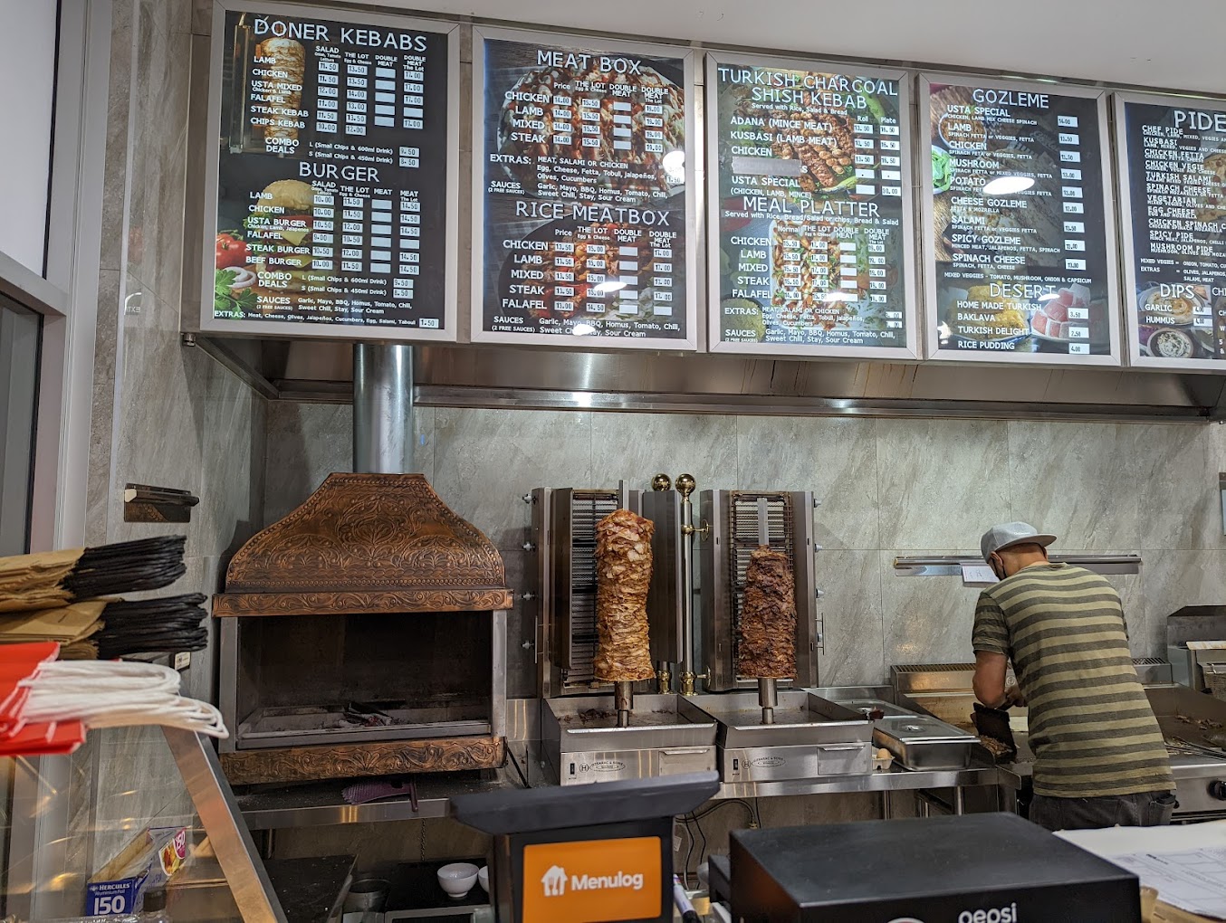 UsTa Grill