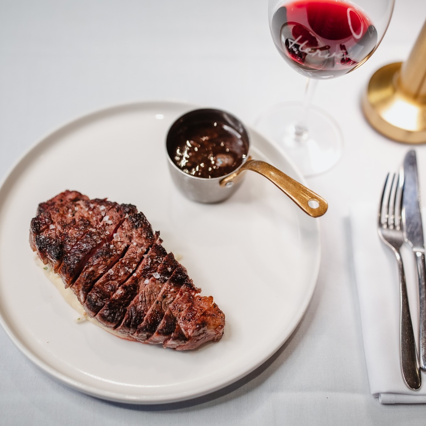 Hervé’s Restaurant and Bar