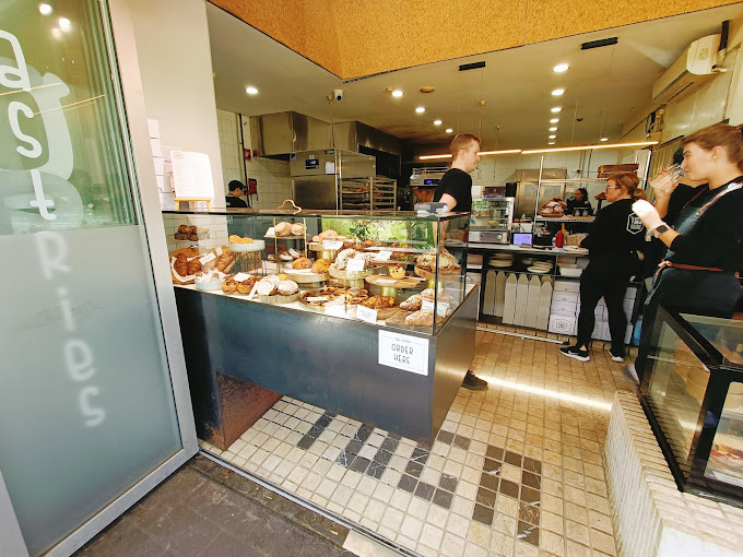 Tuga Pastries