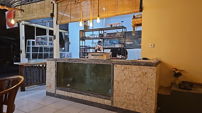 Warung Sama Cafe