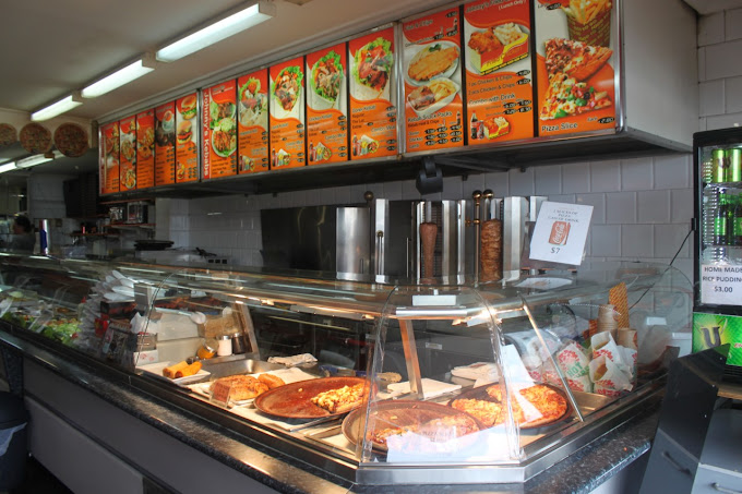 Johnny's Kebab & Pizza Liverpool