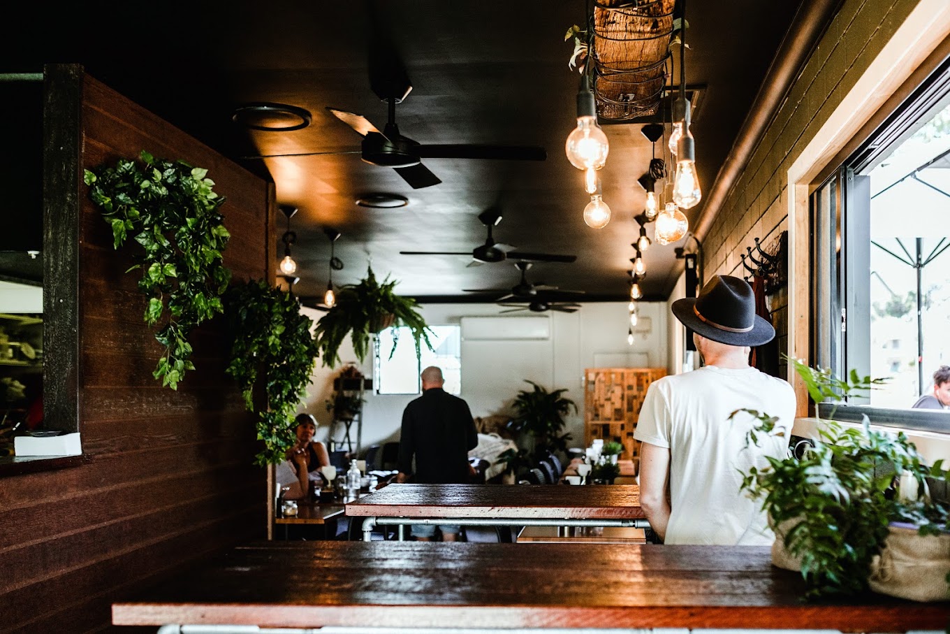 The Oak Cafe Restaurant