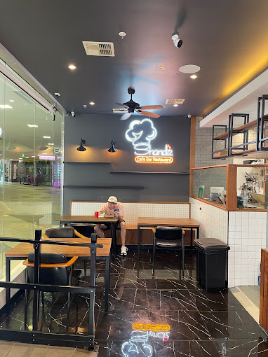Shandiz Cafe Bar Restaurant