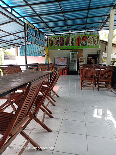 Warung Daeng Bacok