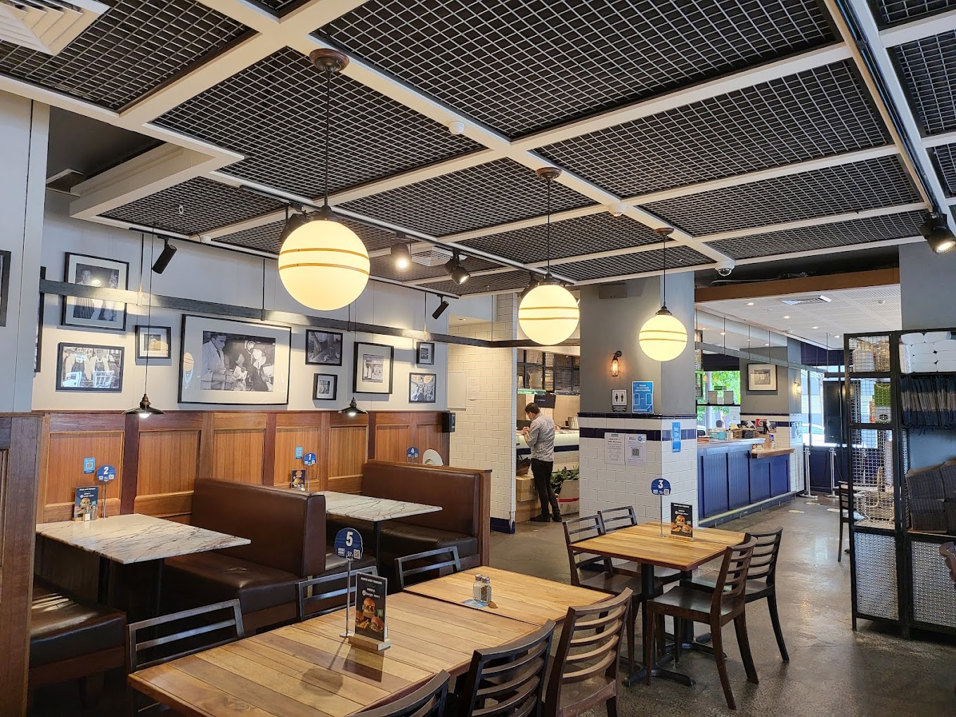 Ribs & Burgers Zetland