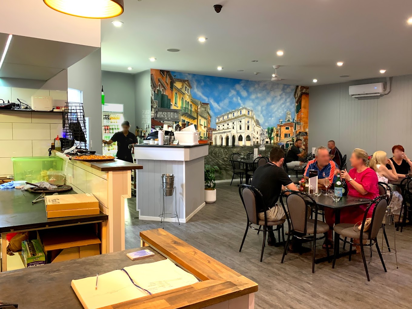 Pagliacci Cucina & Bar