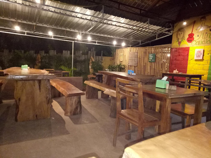 Warung Mina Candidasa