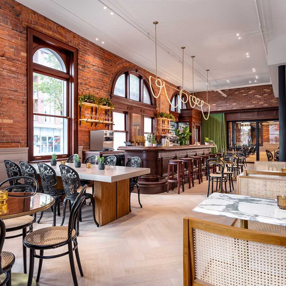 Gladstone Hotel