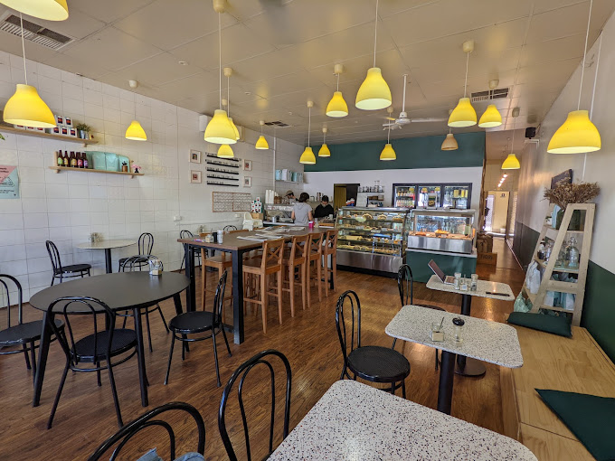 Moments Cafe