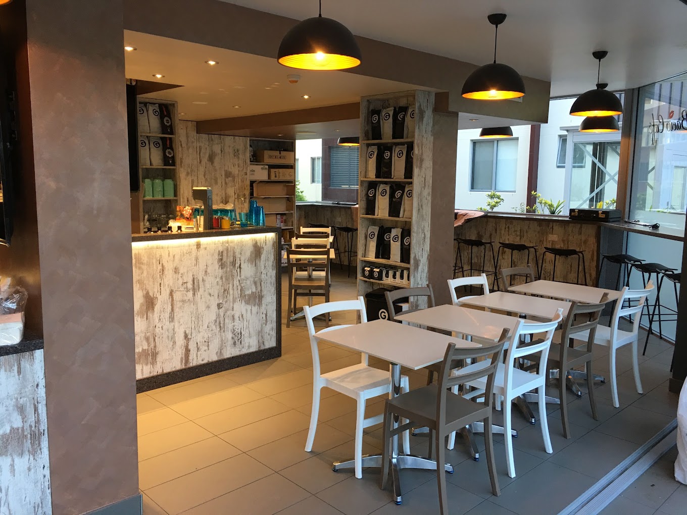 Bella Bacio Café