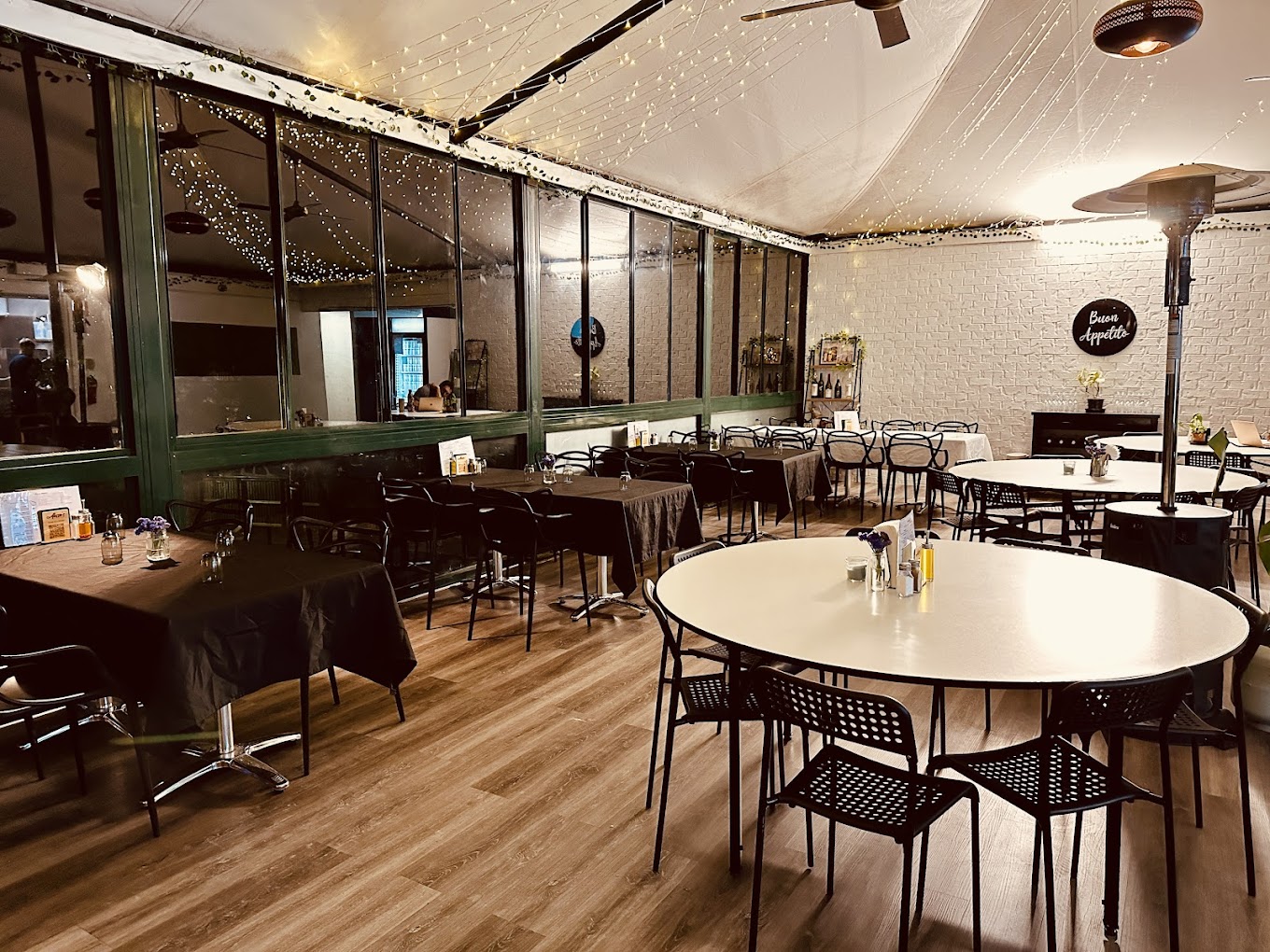 Alessio's Pizza