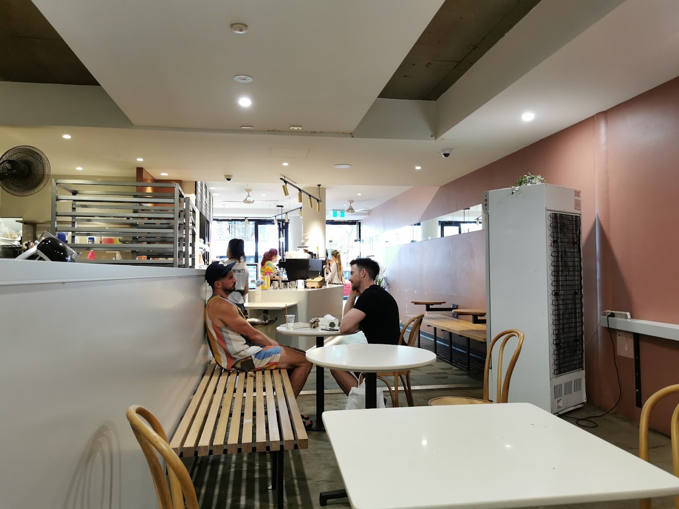 Hills Cafe & Bakery