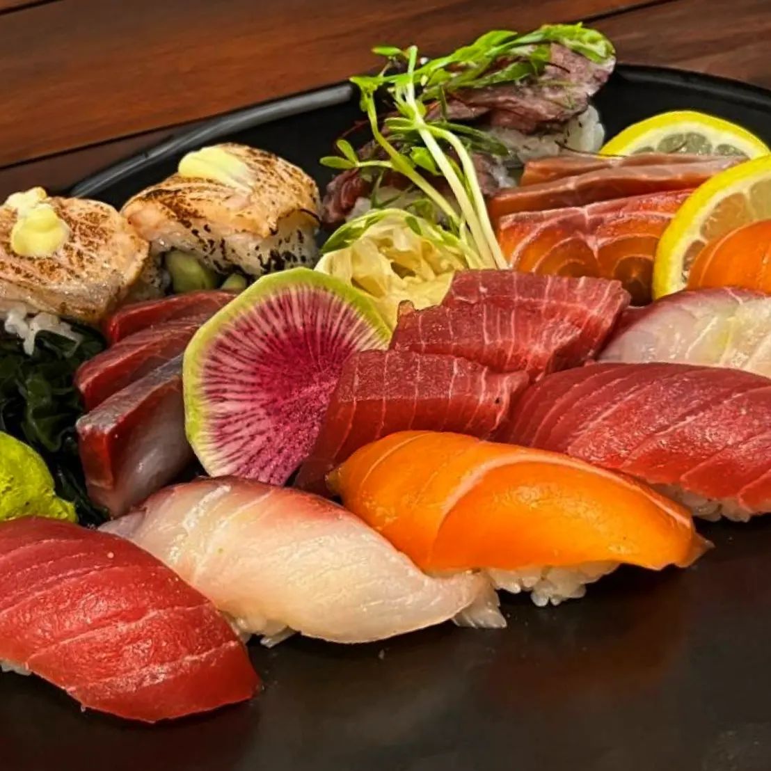 DenDeke Japanese Bar & Dining