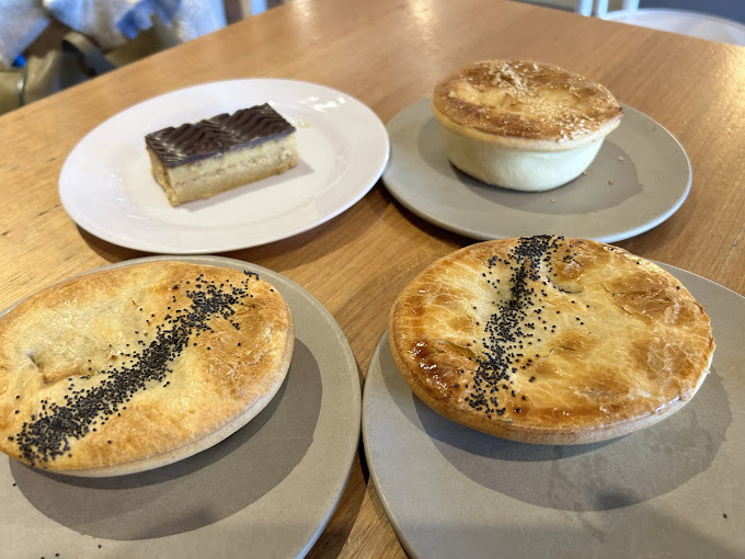 Rolling Pin Pies & Cakes