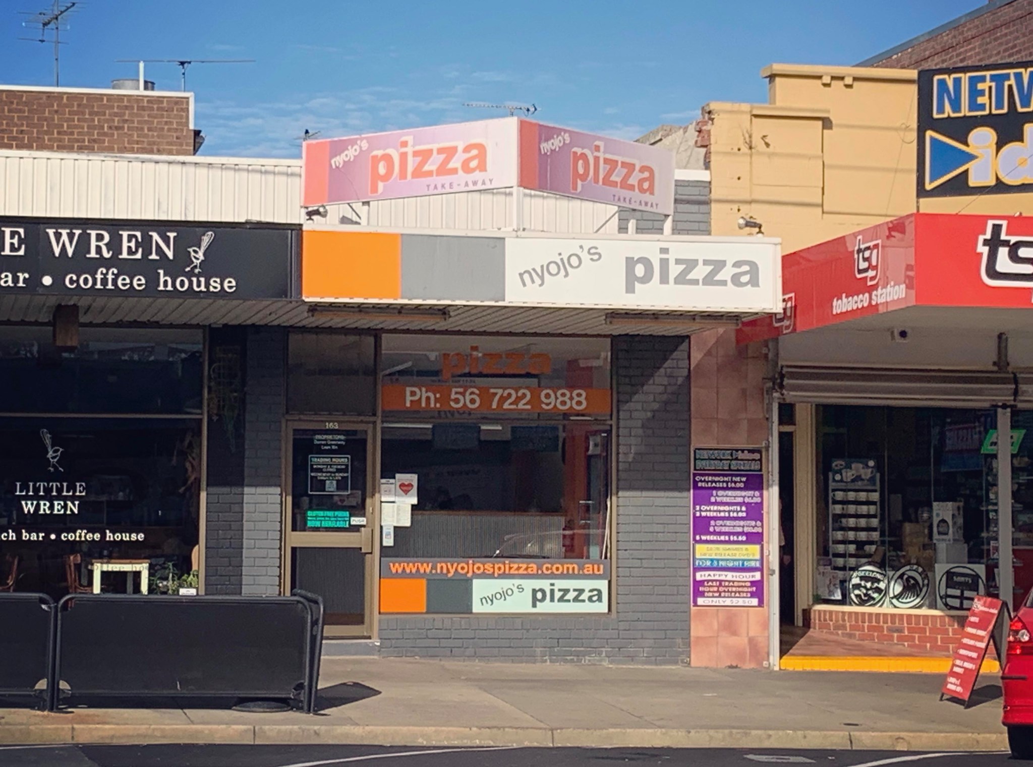 Nyojo's Pizza