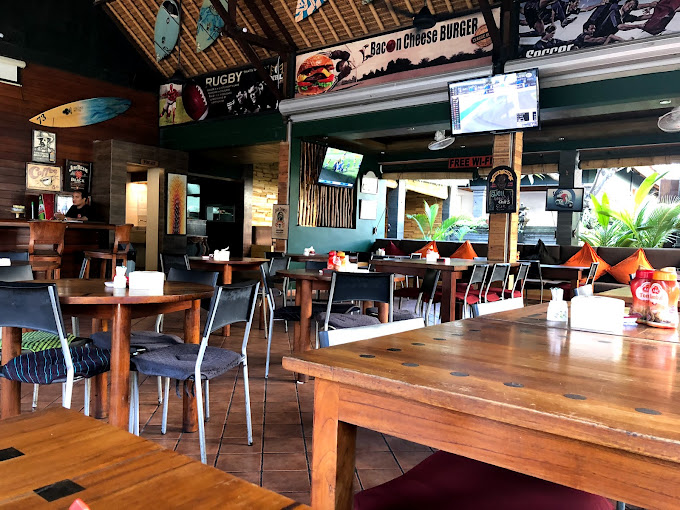 Swell Bar & Restaurant