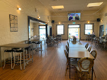 Main Beach Pavilion Café
