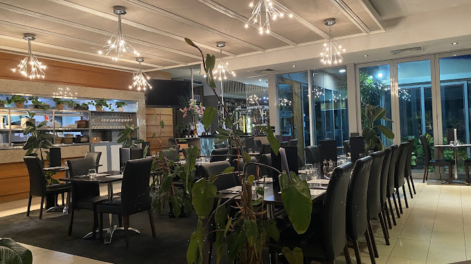 Platinum Restaurant