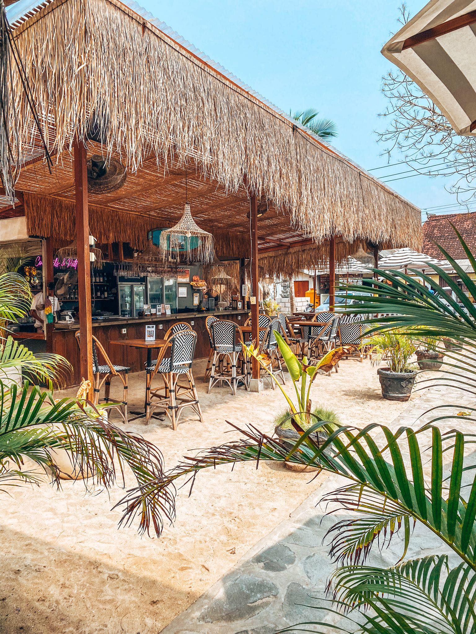 The Coconut Hut - Mini Golf