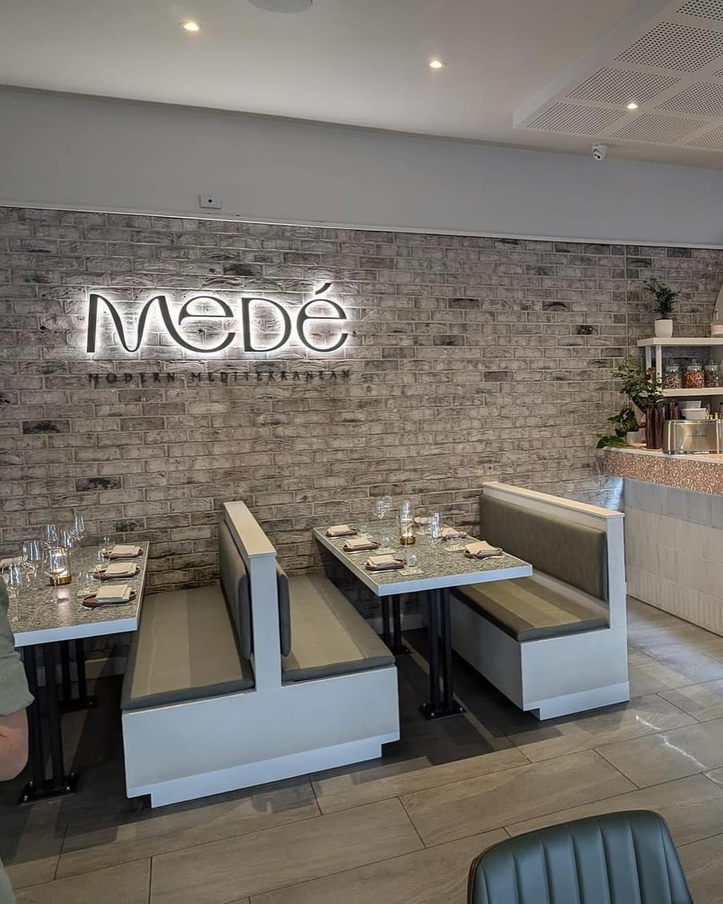 Medé Restaurant