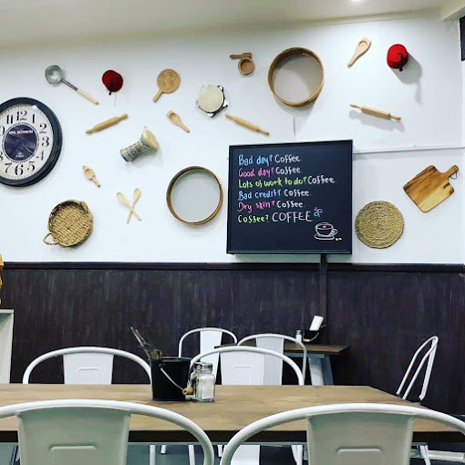Wooden Mill, Normanhurst: Manoush, Grill & Cafe