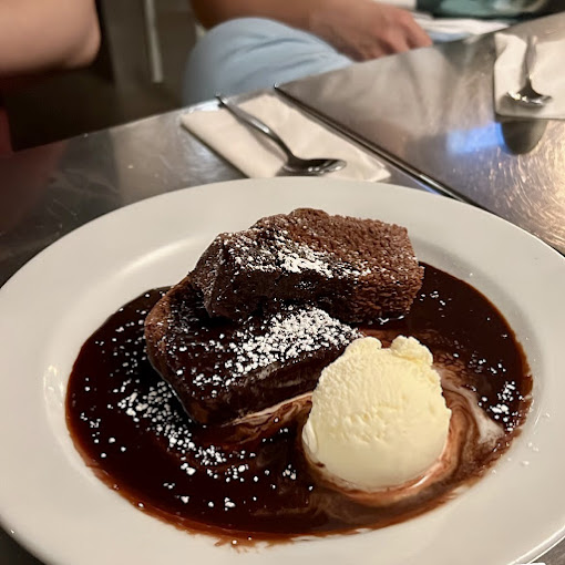 Maisys - Restaurant & Cafe