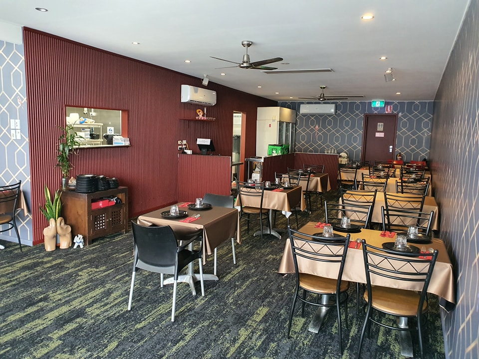TINY Thai Restaurant - Albany Creek