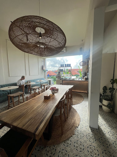 HOME CAFE CANGGU