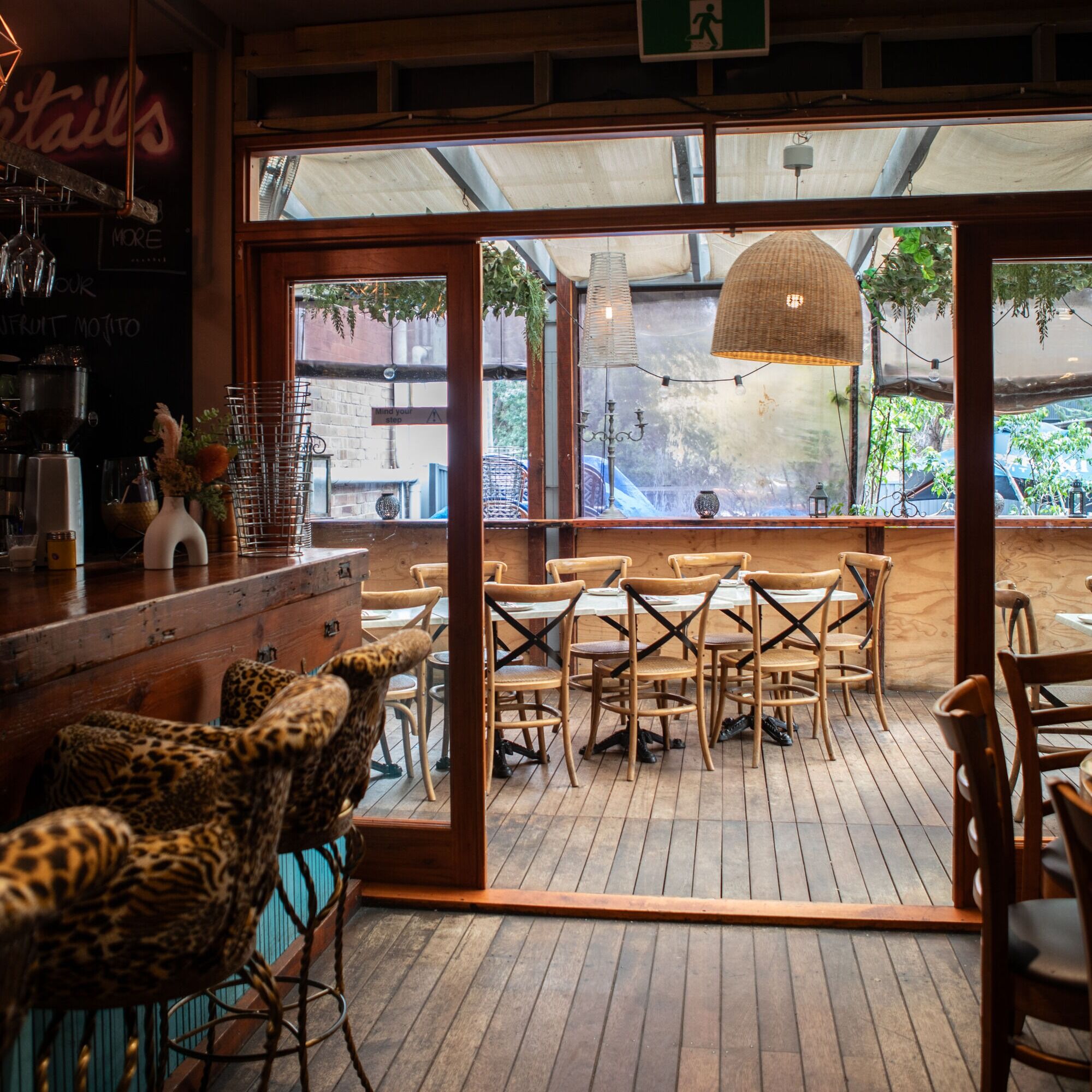 Capanno Trattoria Bar and Grill