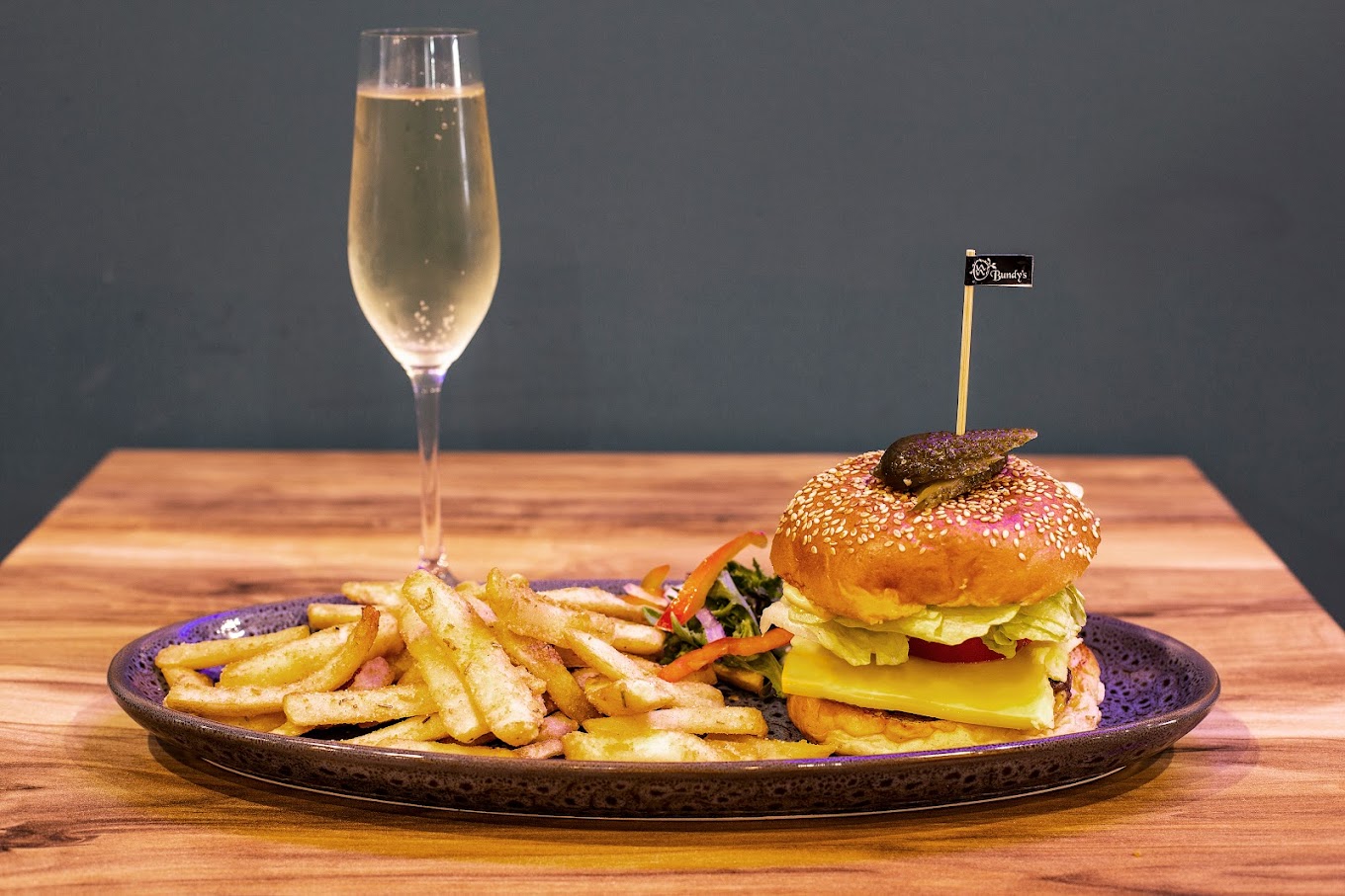 Bundy's Bar & Bites