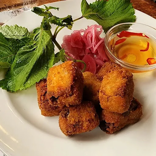 Banh Xeo Bar