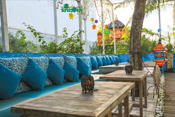 Shisha Cafe مطعم عربي/ شيشة(مطعم و مقهى شيشة)