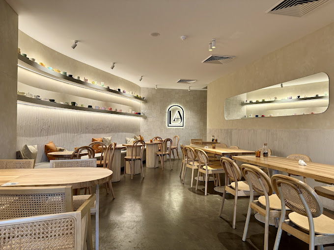 Cafe L.A