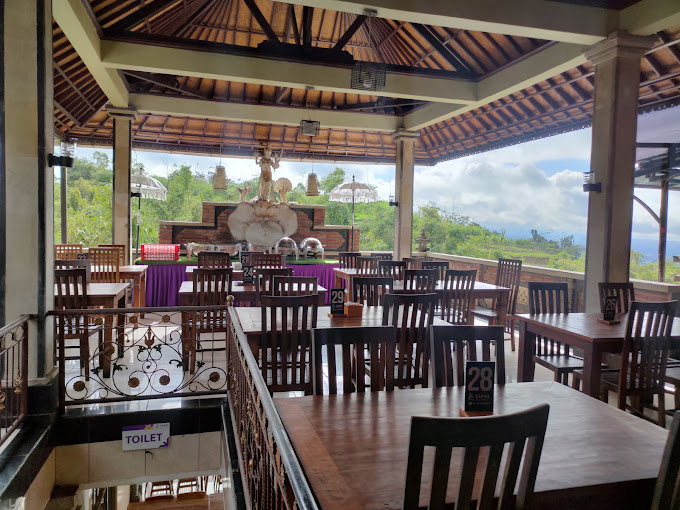 Saras Restaurant