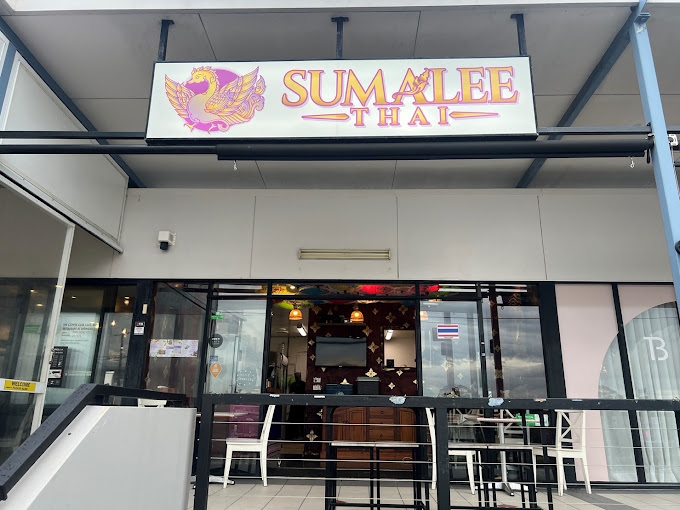 Sumalee Thai Springwood
