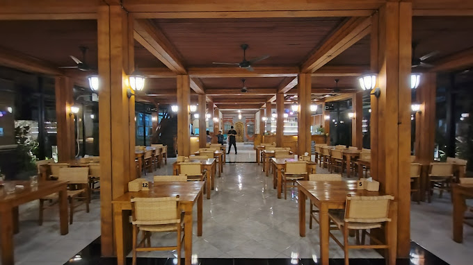 Delhi6 Restaurant