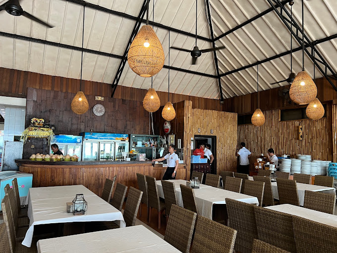 Menega Cafe