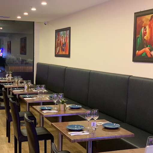 Paradise Bar & Bistro