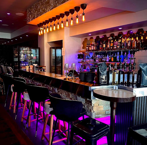 Drunken Monkey Cafe Bar & Restaurant Broadbeach