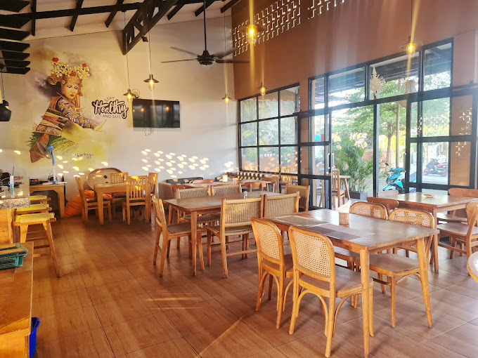 Moringa Cafe and Mart