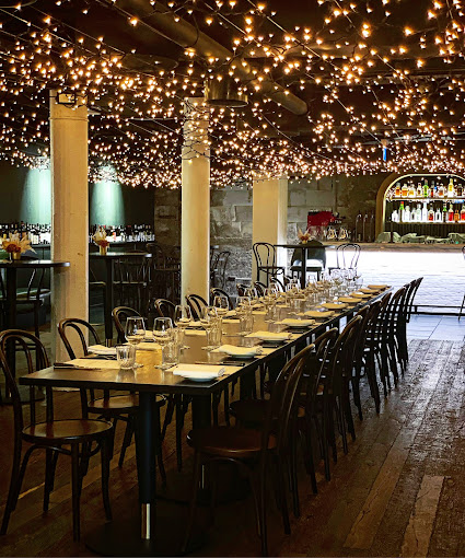 Rothwell’s Bar & Grill