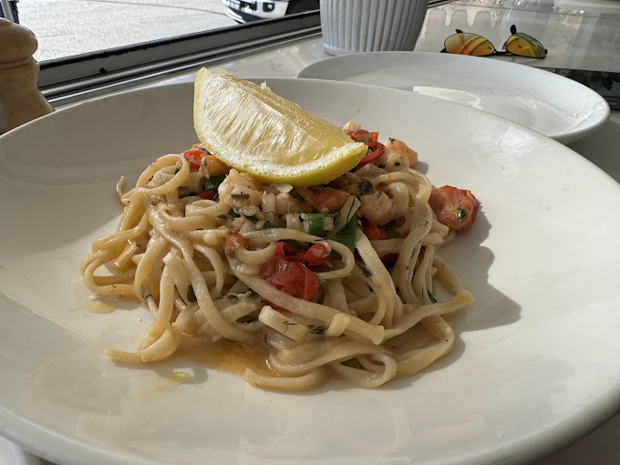 IL MOLO Italian Kitchen & Bar