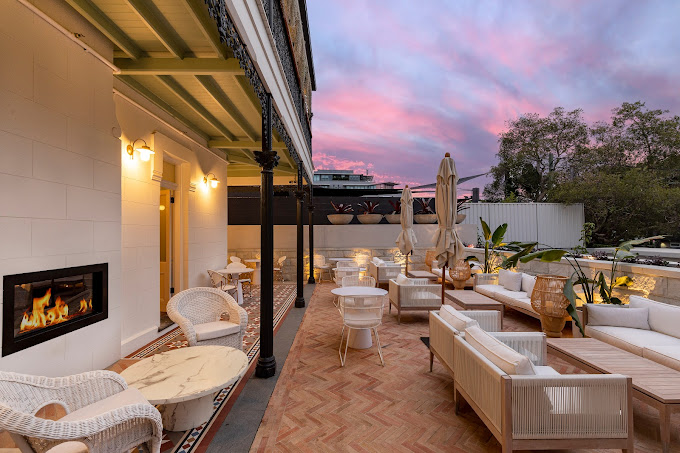 The Albert Hotel