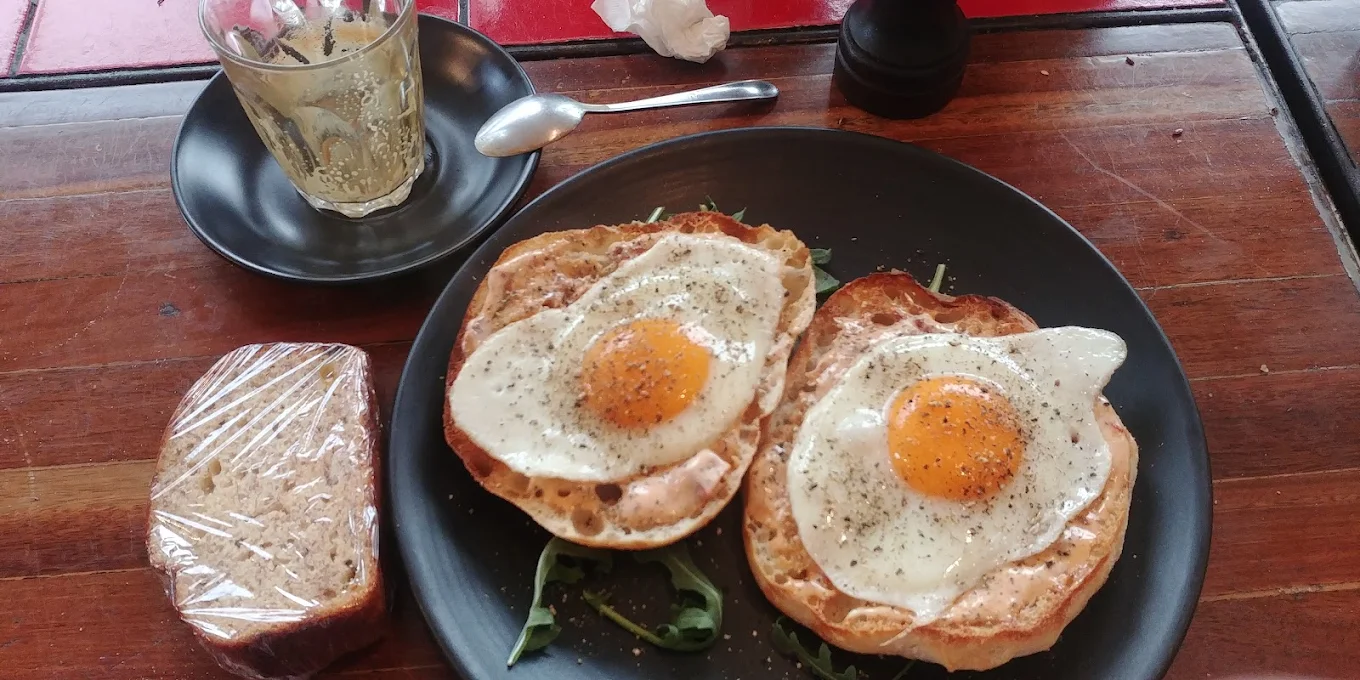Amsterdam Cafe