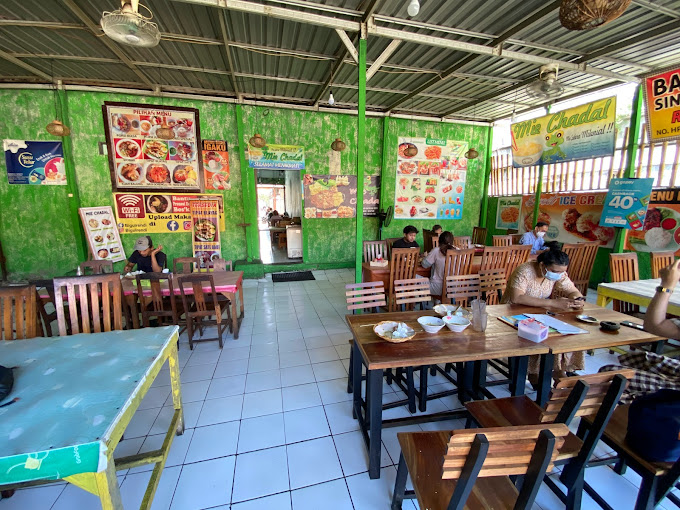 Babi Guling Singaraja Beras Merah "Rendi"