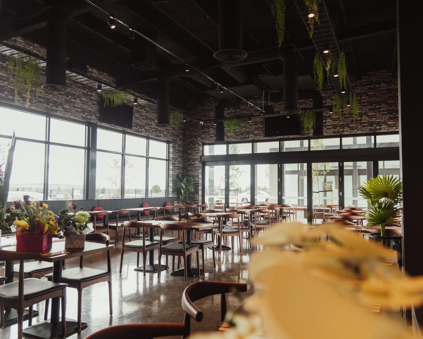 Lounge One76