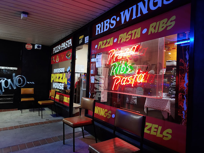 Riverside Pizza House