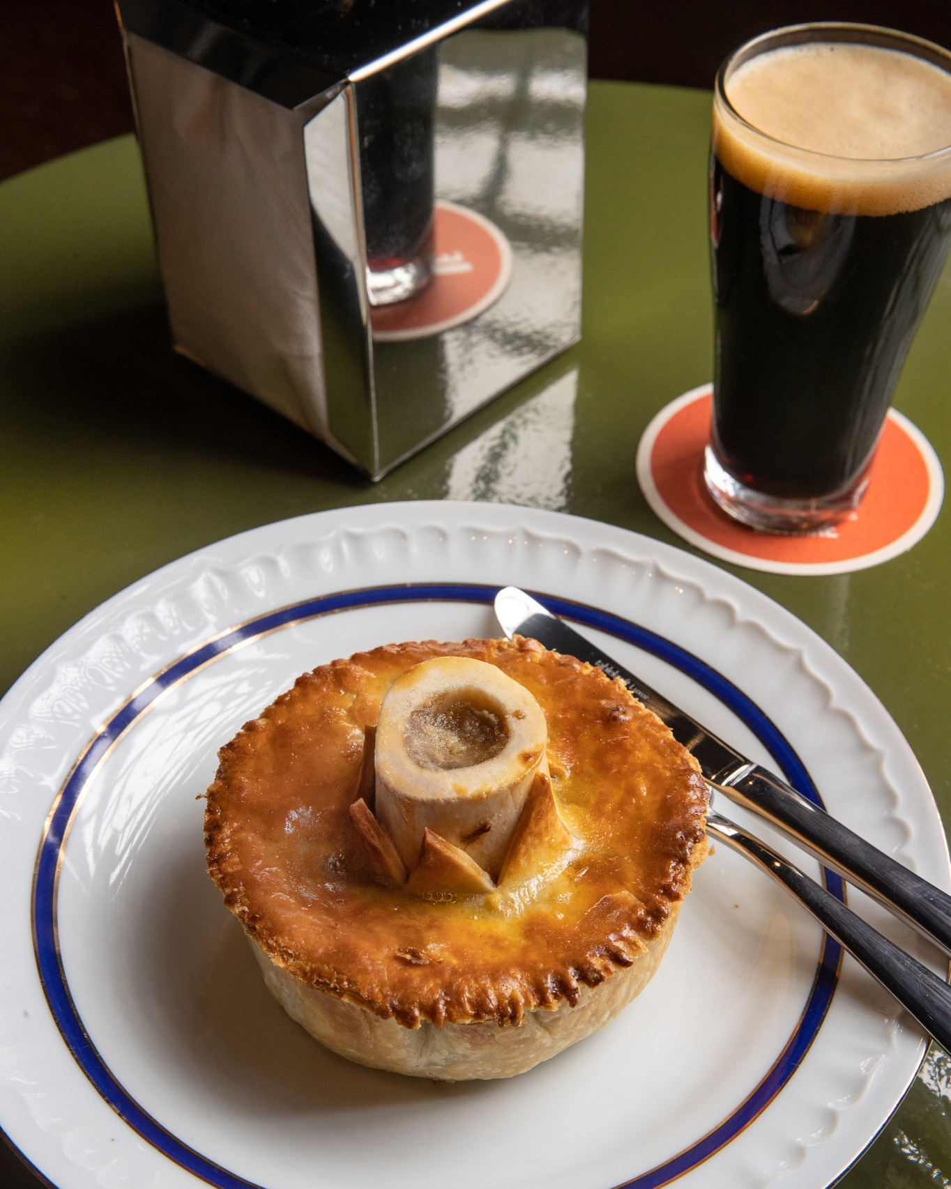 Le Pub and Bottle Shop
