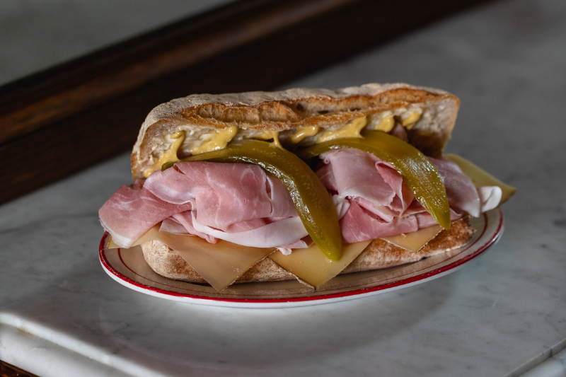 Continental Deli Bar Bistro